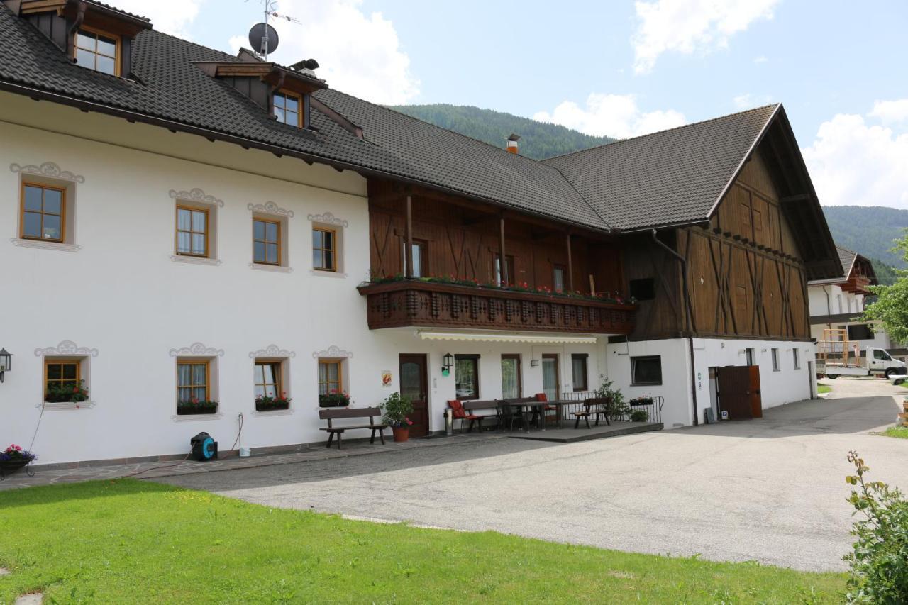 Lindnerhof Urlaub Am Bauernhof Hotel San Lorenzo di Sebato Bagian luar foto